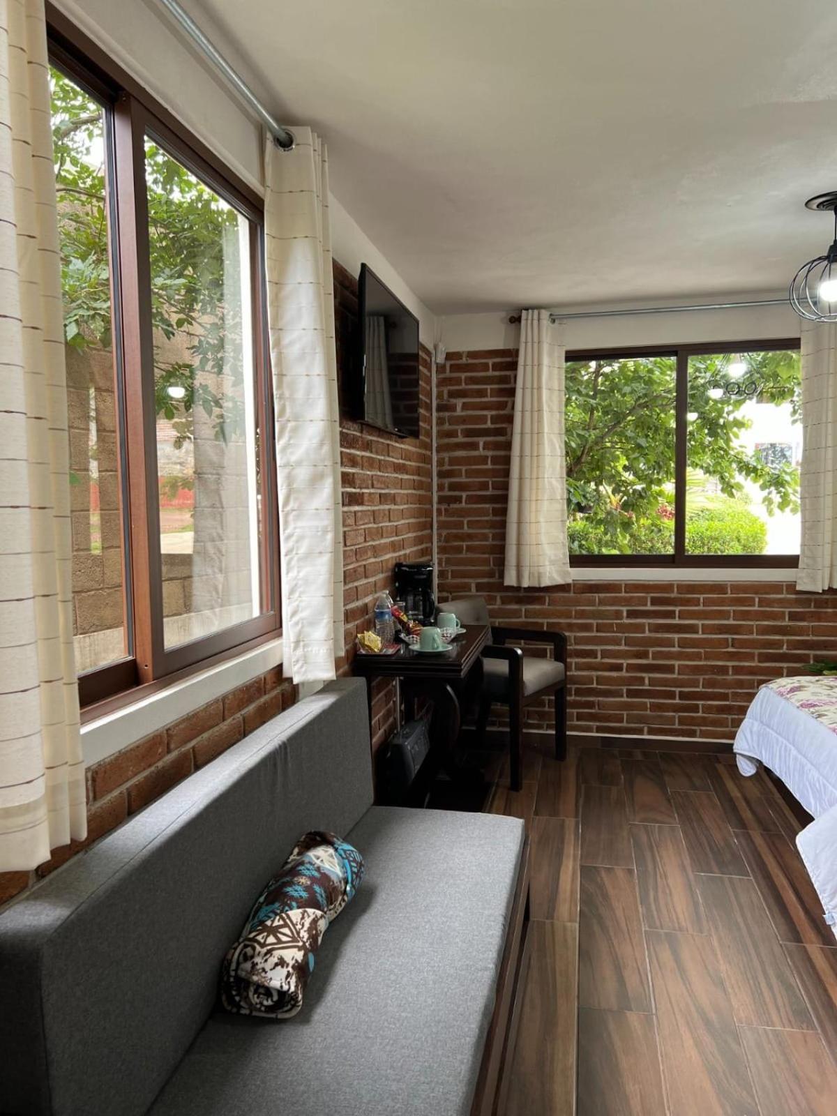 El Descanso Casa-Hotel Zacatlan. Oda fotoğraf